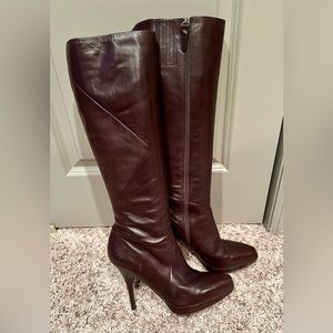 Gorgeous Via Spiga Leather boots, size 9